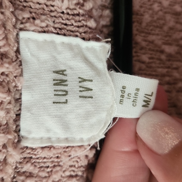 Luna Ivy Cozy Cardigan - Picture 3 of 5